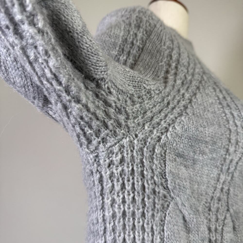 J Crew Crew Neck Cable Knit Sweater Women's XXS Grey Acrylic/Alpaca Blend Grey - Picture 13 of 16